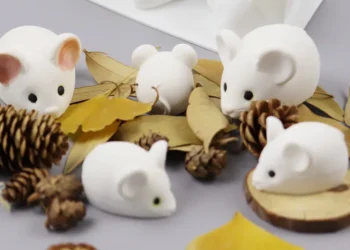 Discover the Secret to Perfectly Shaped Mousse Cakes with This Silicone Mold